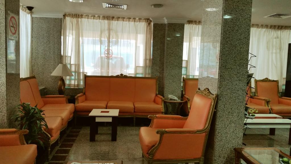 Aparthotel Deebaj Al Khabisi Plaza Dubai Exterior foto